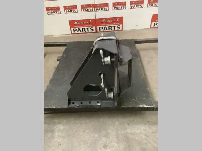 Staffa di ancoraggio ruota di scorta per Volvo FM 2022 in vendita da Massucco T. Srl Area Ricambi