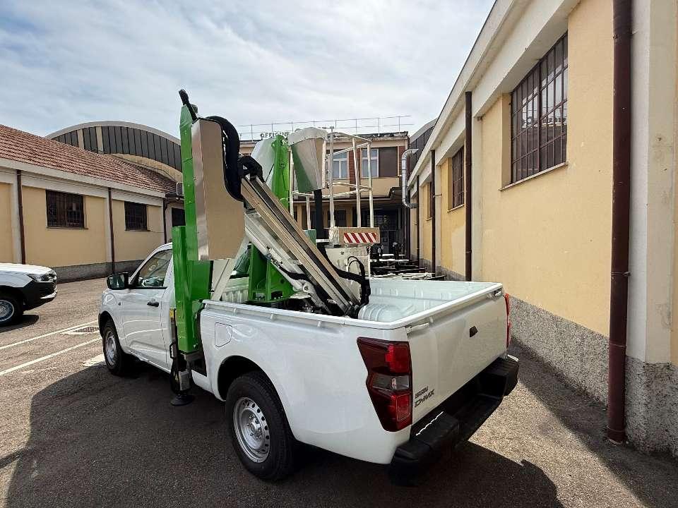 Comet Officine X4 14 Foto 1