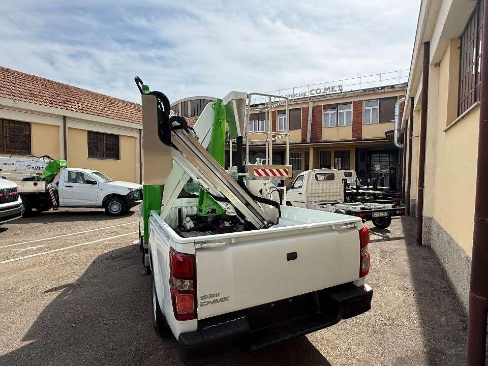 Comet Officine X4 14 Foto 3