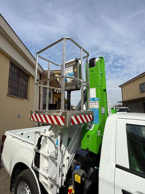 Comet Officine X4 14 Foto 5