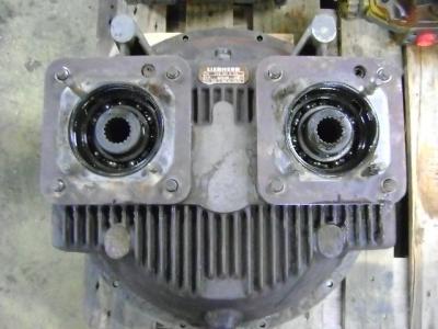 Accoppiatore pompa idraulica per Liebherr 632 B in vendita da PRV Ricambi Srl