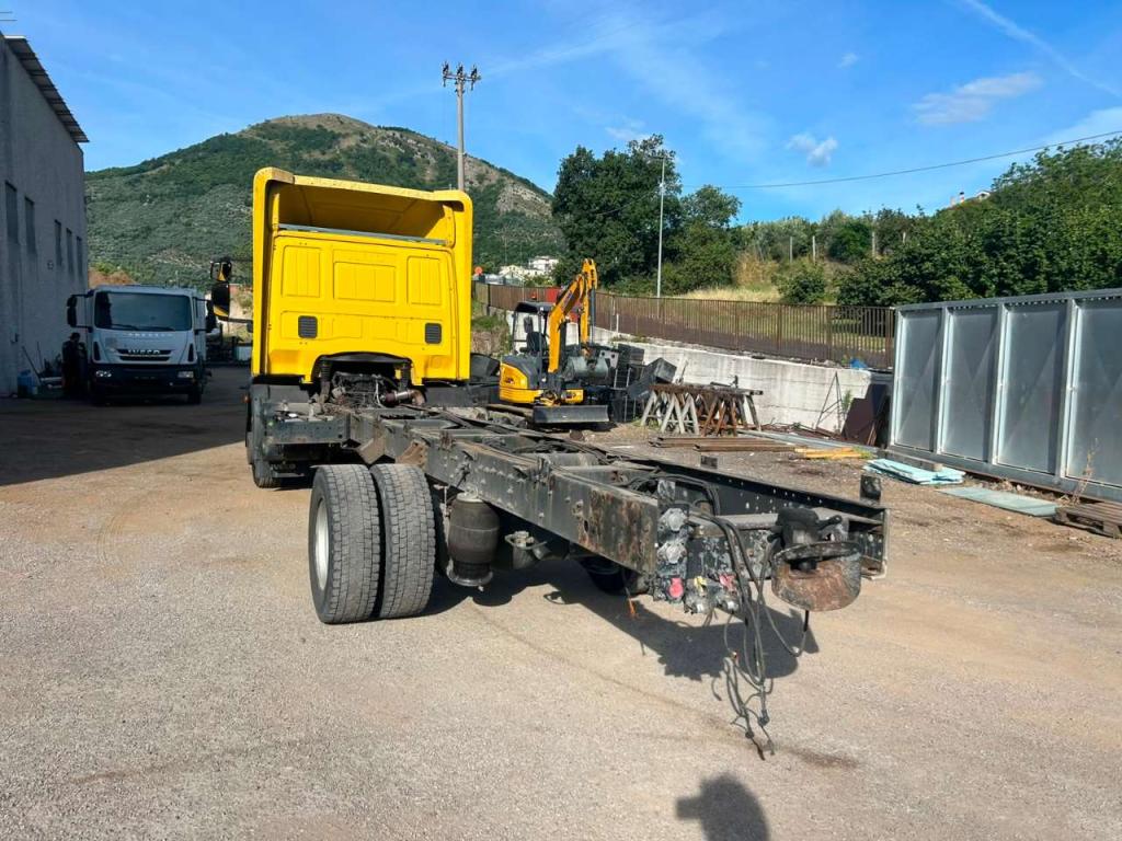 Iveco EUROCARGO CUBE 120E28P Foto 14