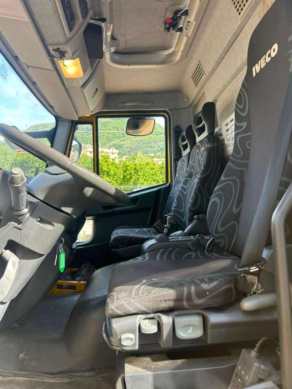 Iveco EUROCARGO CUBE 120E28P Foto 24