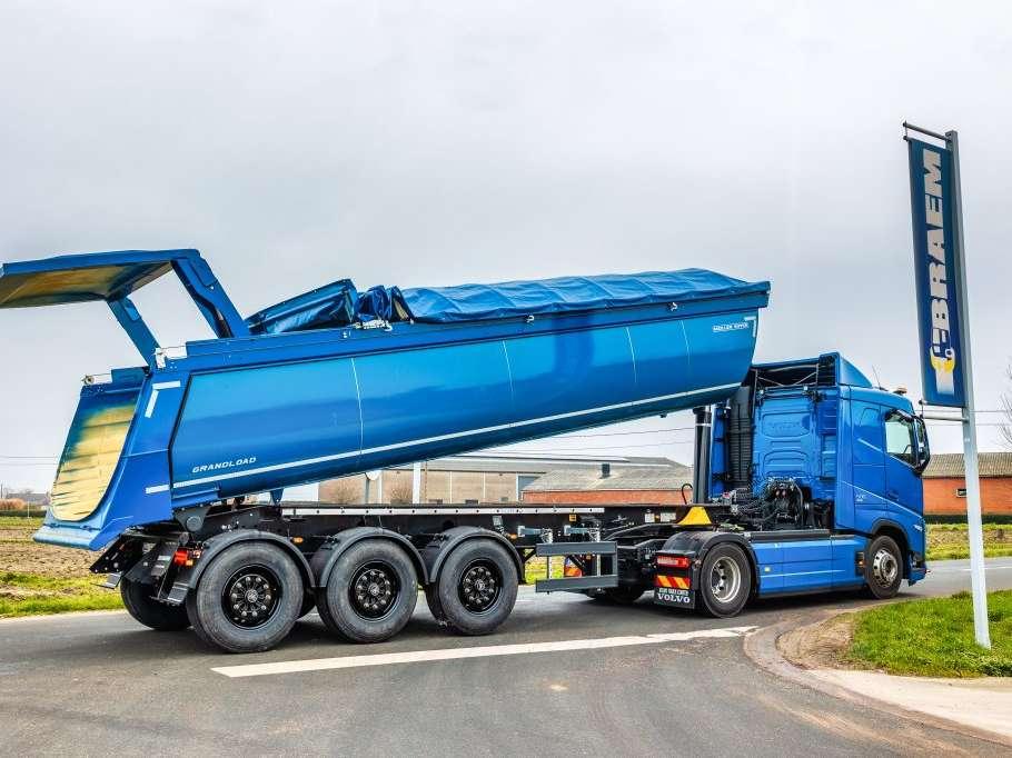 Meiller GEISOLEERD- 28M3-NIEUW Foto 1