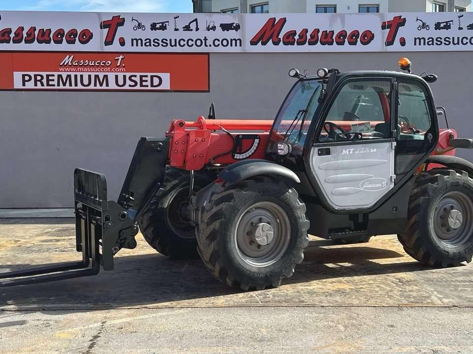 Manitou MT932 4x4x4 Foto 1