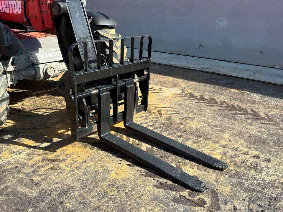 Manitou MT932 4x4x4 Foto 5