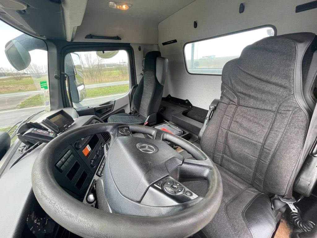 MercedesBenz 2543 Foto 17
