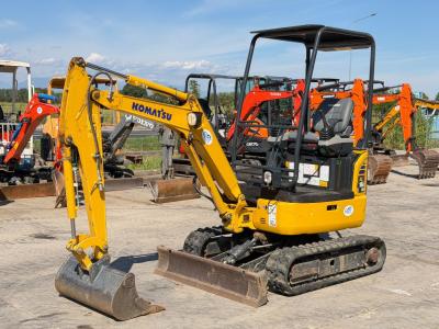 Komatsu PC16R-3HS Foto 1