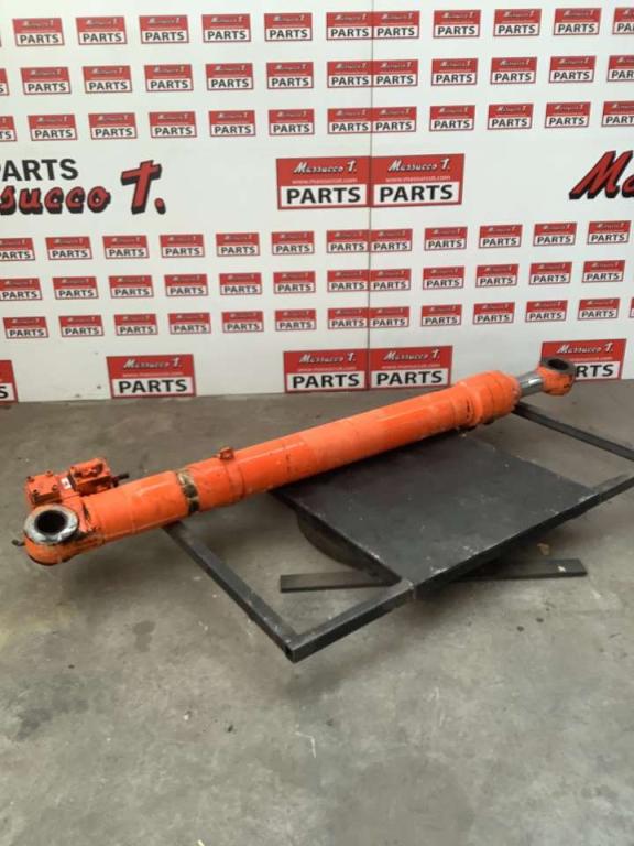 Pistone di penetrazione per Hitachi EX235 Foto 1