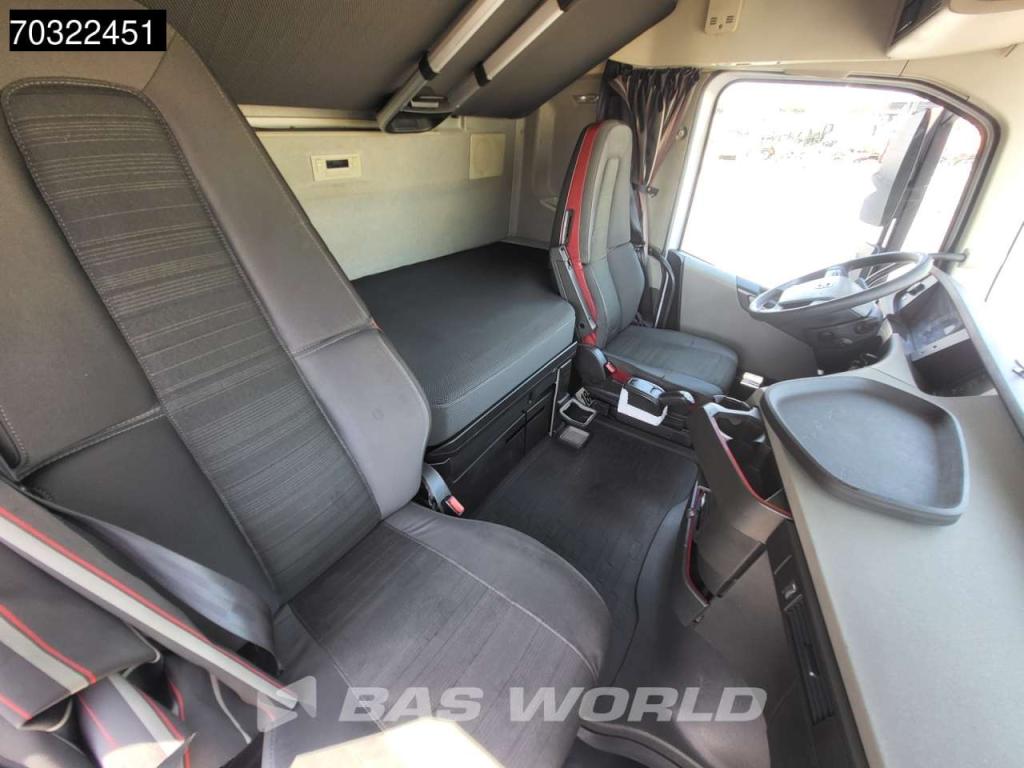 Volvo FH 500 FH 4X2 XL Retarder 2x Tanks Standklima Foto 26