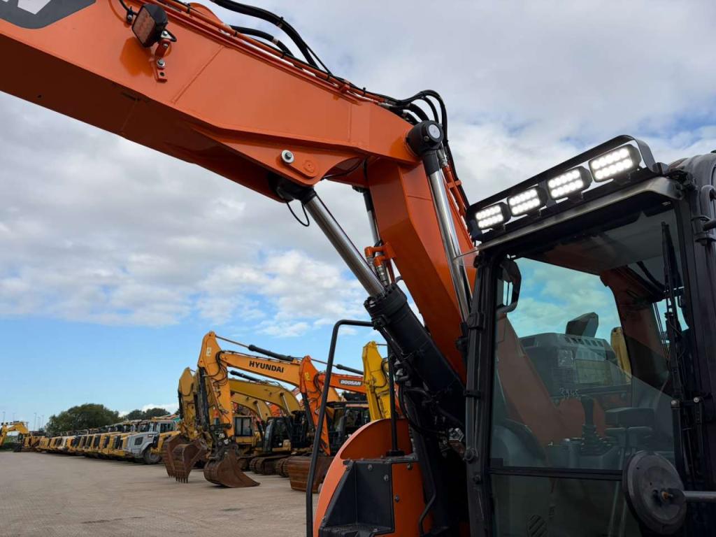 Doosan DX140LCR-7 Foto 21