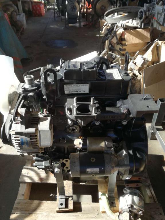 Yanmar 3D82 Foto 4