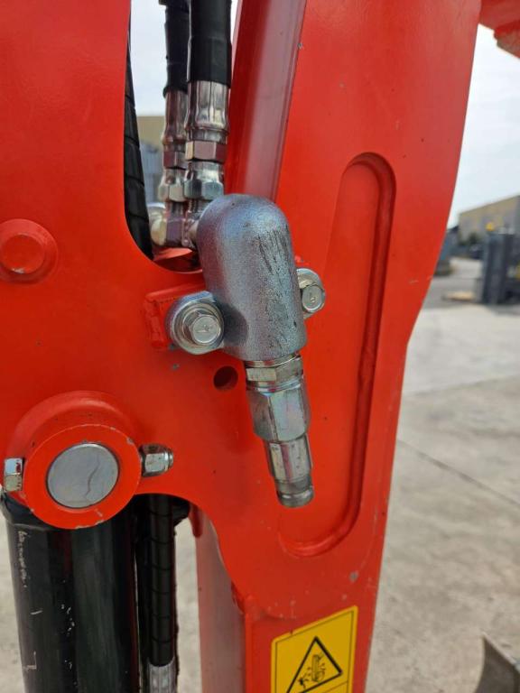 Kubota u17-3 Foto 16