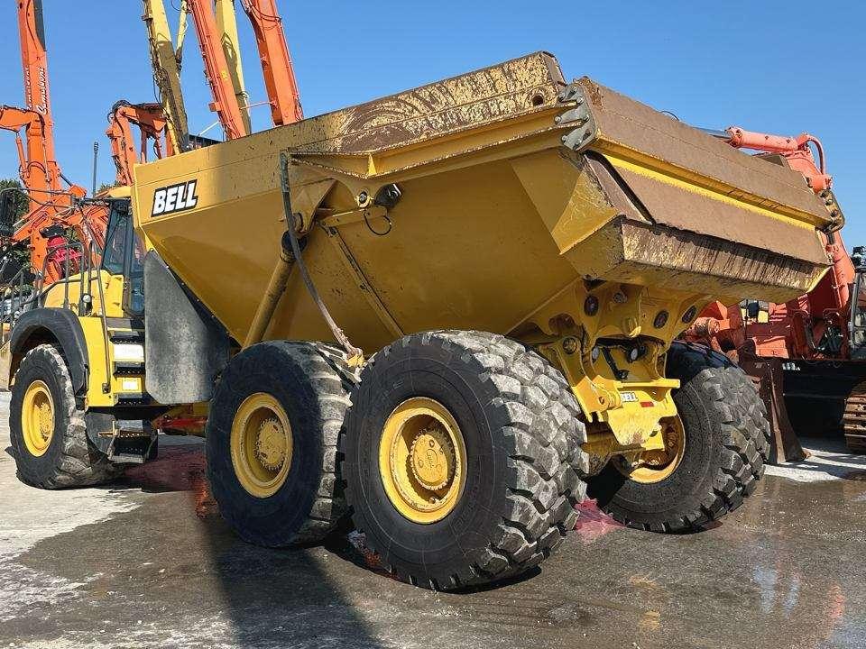 Bell B50E 6X6 Foto 3