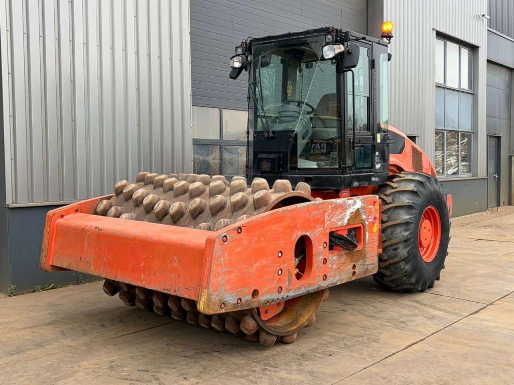 Caterpillar CP74 Foto 2