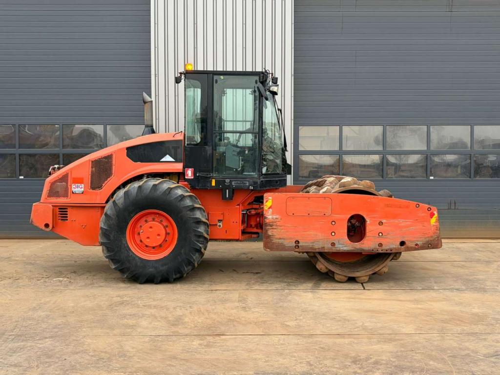 Caterpillar CP74 Foto 6