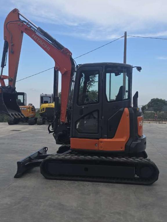 Hitachi ZAXIS 55U Foto 6