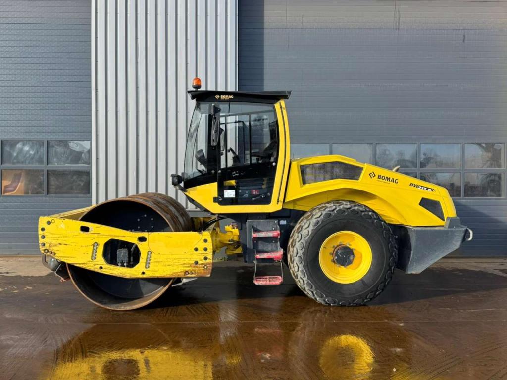 Bomag BW213D-5 Foto 1