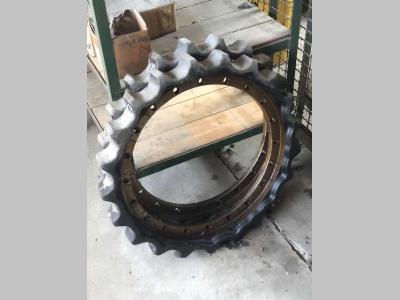 207-27-61210 Ruota motrice per Komatsu PC340-6 in vendita da Fratelli Zenzalari S.r.l.