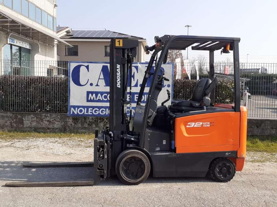 Doosan BC 32 S-7 Foto 1