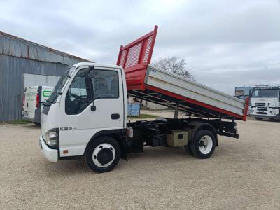 Isuzu NKR35.Y07 in vendita da Cingolani Macchine