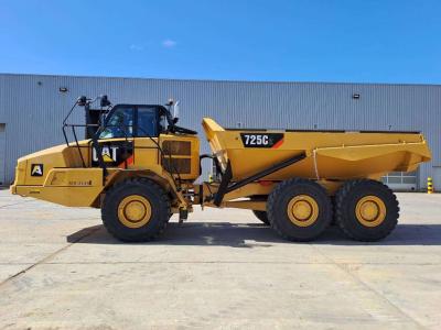 Caterpillar 725C2