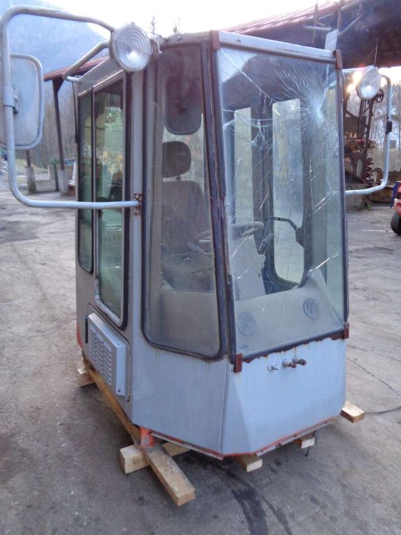 Cabina per Fiat Hitachi Serie FR Foto 4