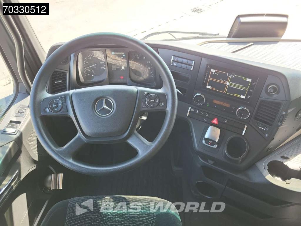 Mercedes-Benz Actros 1851 4X2 BigSpace 2x Tanks M.O.T. Foto 19