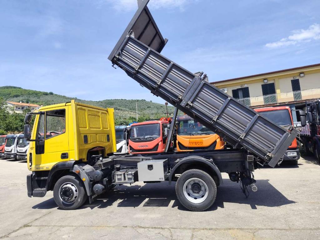 Iveco EUROCARGO 120E28P Foto 25