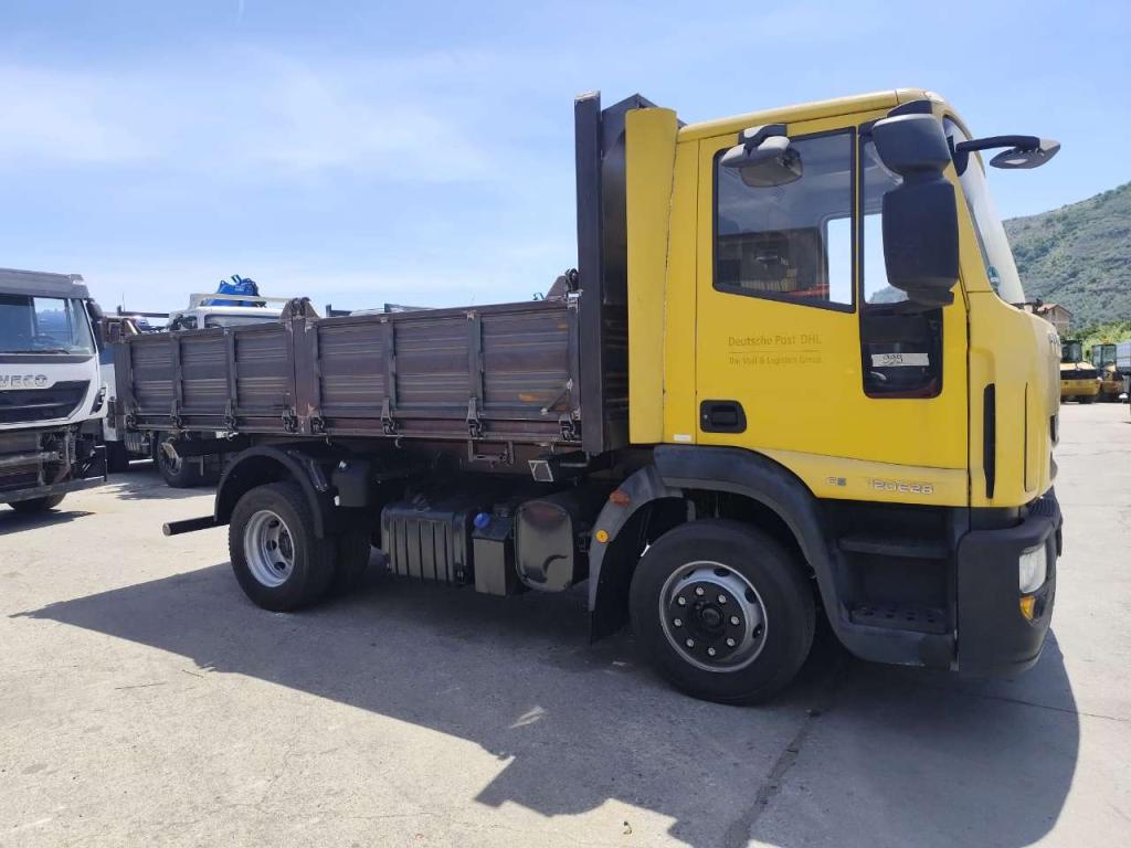Iveco EUROCARGO 120E28P Foto 9