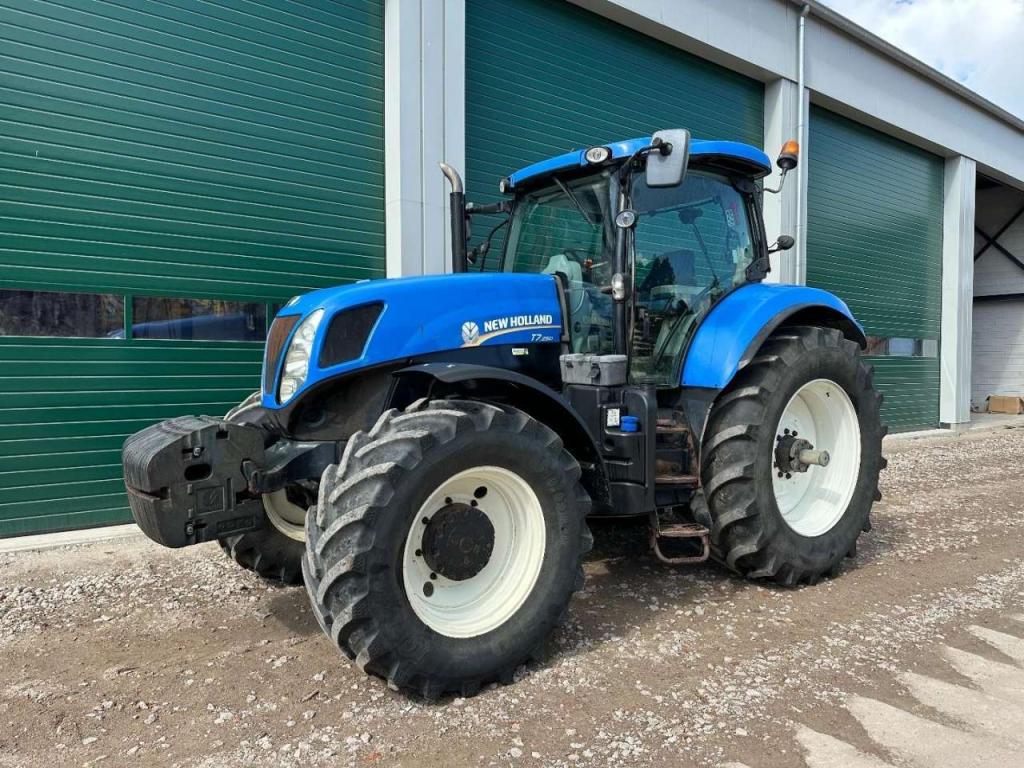 New Holland T7.250 Power Command Foto 1