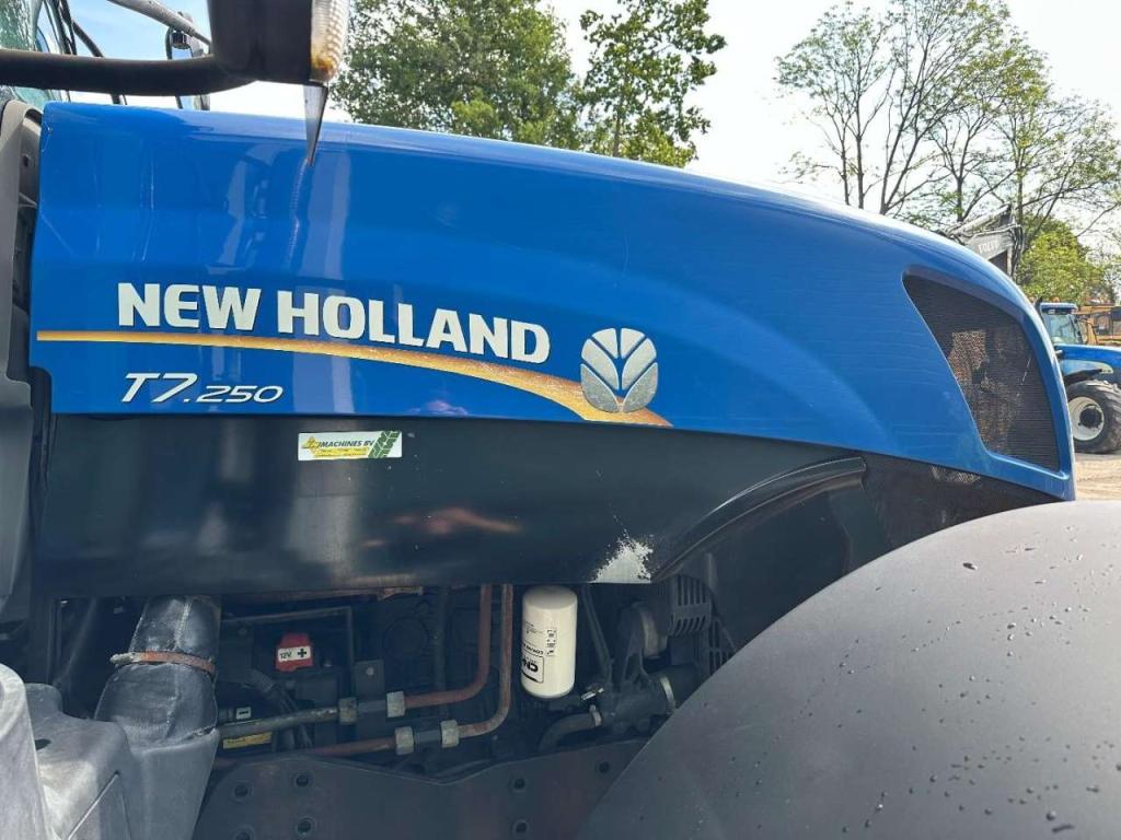 New Holland T7.250 Power Command Foto 14