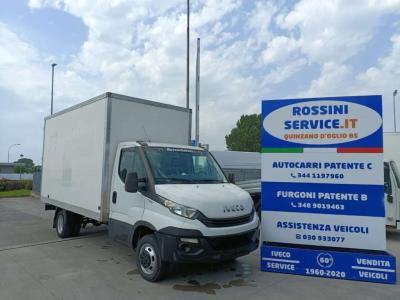 Iveco Daily in vendita da Rossini Truck & Van Srl