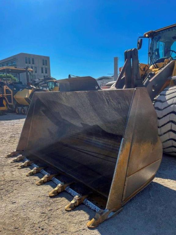 Volvo L120G Foto 16