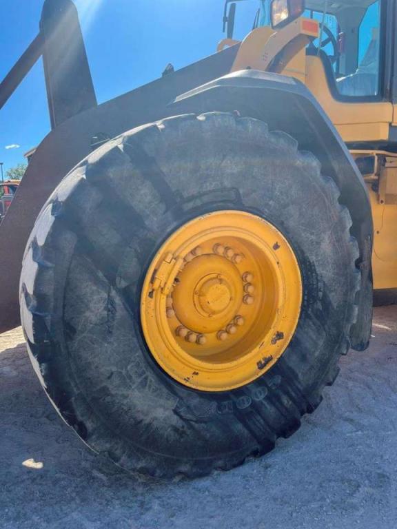 Volvo L120G Foto 9