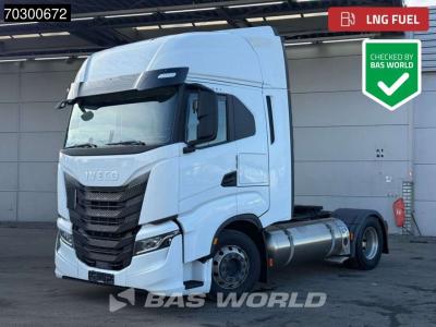 Iveco S-Way 460 4X2 LNG! Retarder 2xTanks ACC LED Euro 6 in vendita da BAS World B.V.