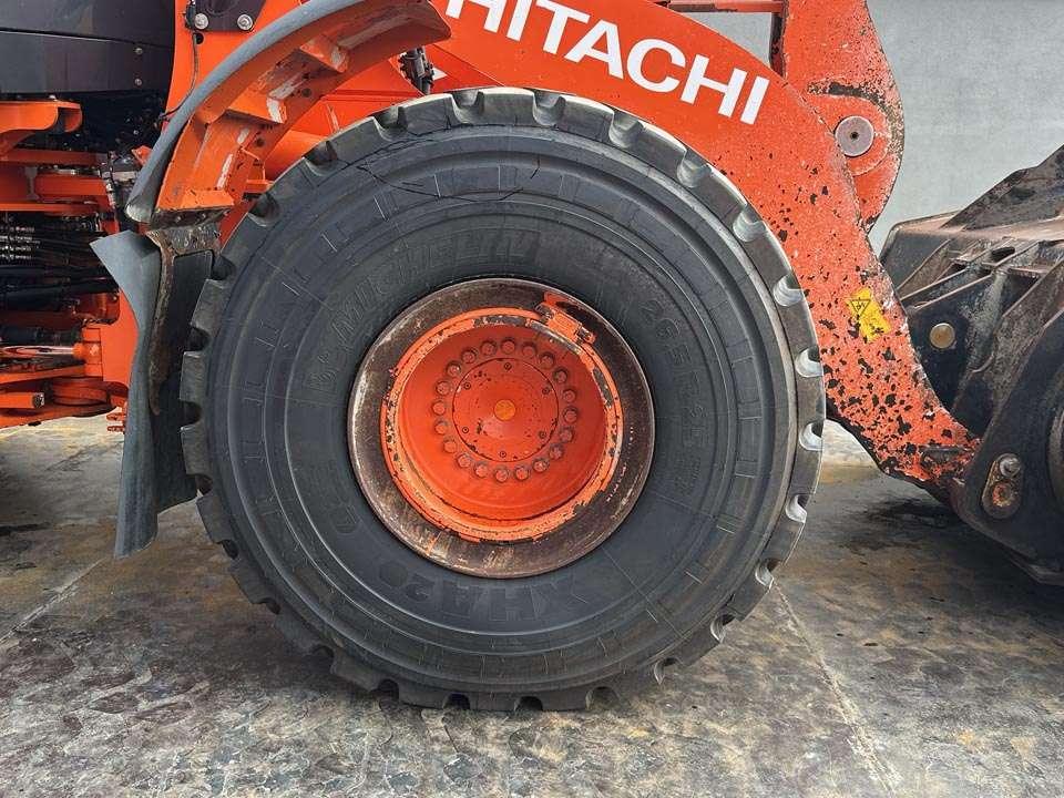 Hitachi ZW310-6 Foto 7