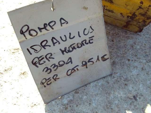 Pompa idraulica per Caterpillar 951C - MOTORE 3304 Foto 5