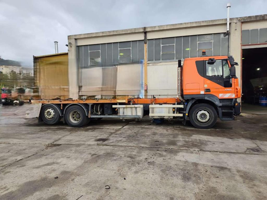 Iveco STRALIS 260S42 Foto 2