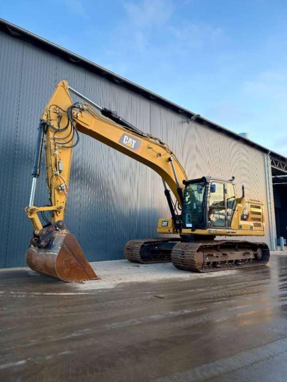 Caterpillar 323 07B Foto 1