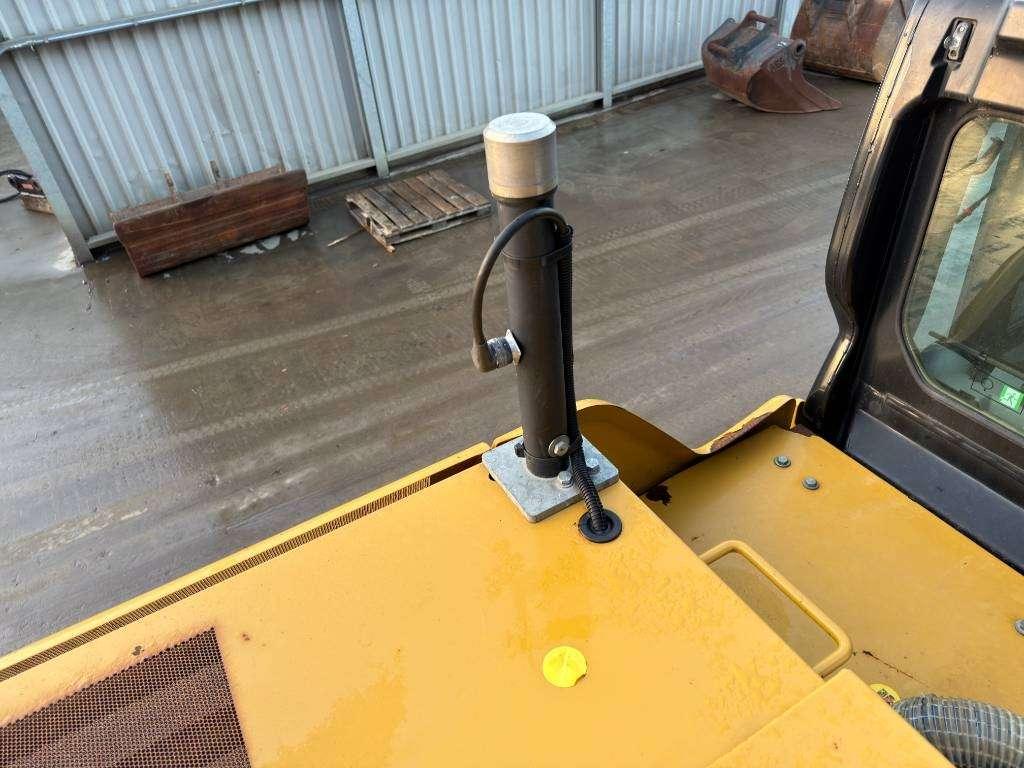 Caterpillar 323 07B Foto 22