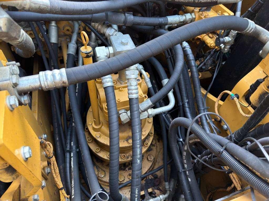 Caterpillar 323 07B Foto 24