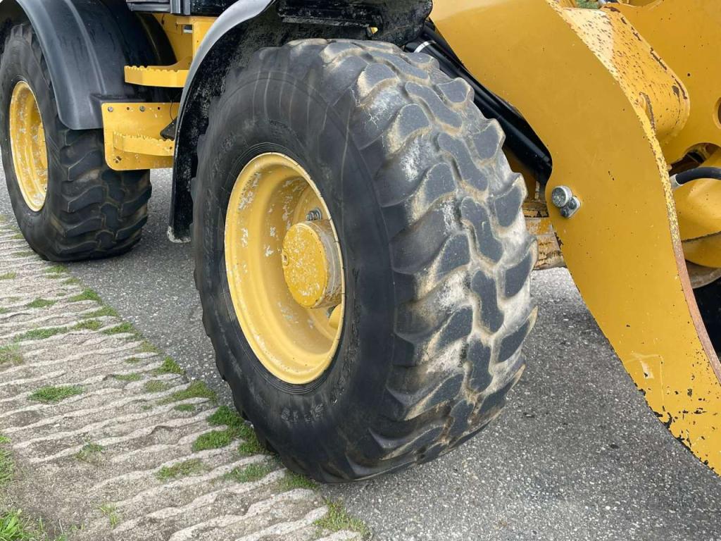 Caterpillar 908 Foto 13