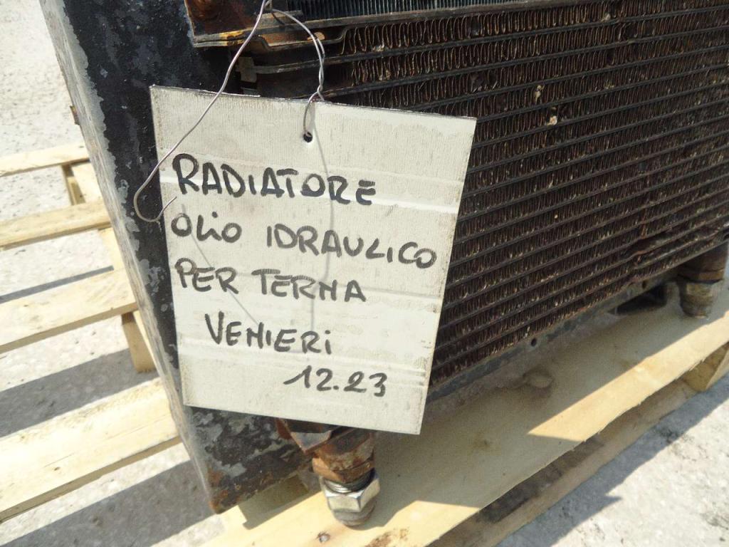 Radiatore olio idraulico per Venieri 12.23 Foto 2