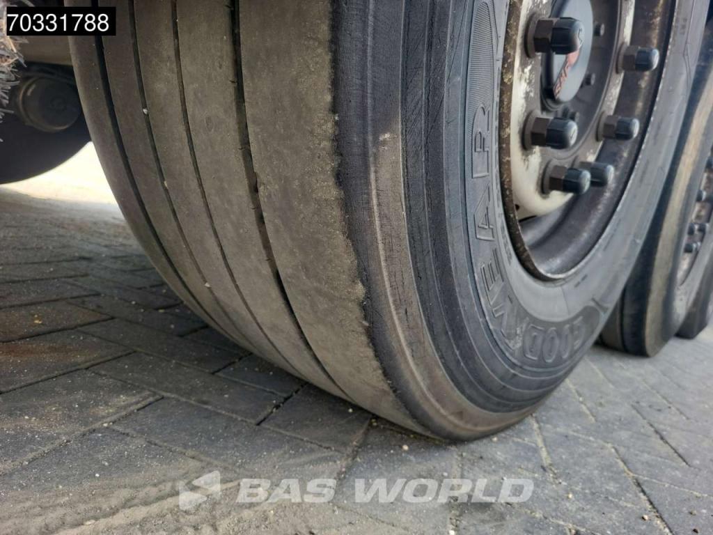 Schmitz SCB*S3B Tailgate Lift Axle 250x270cm Foto 22