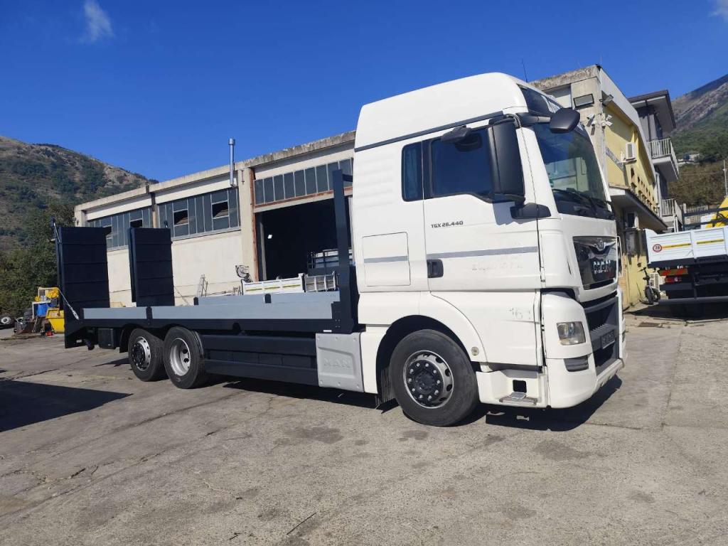 Man TGX 26.440 Foto 13