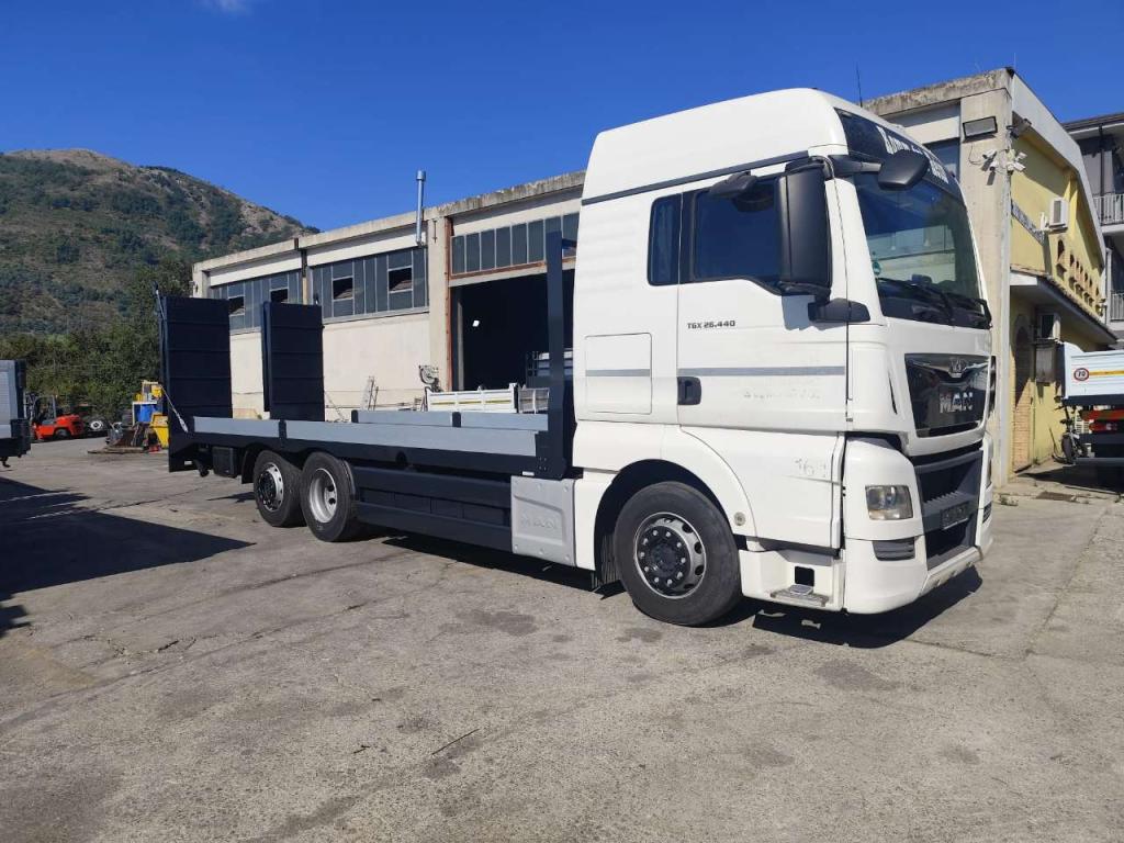 Man TGX 26.440 Foto 16