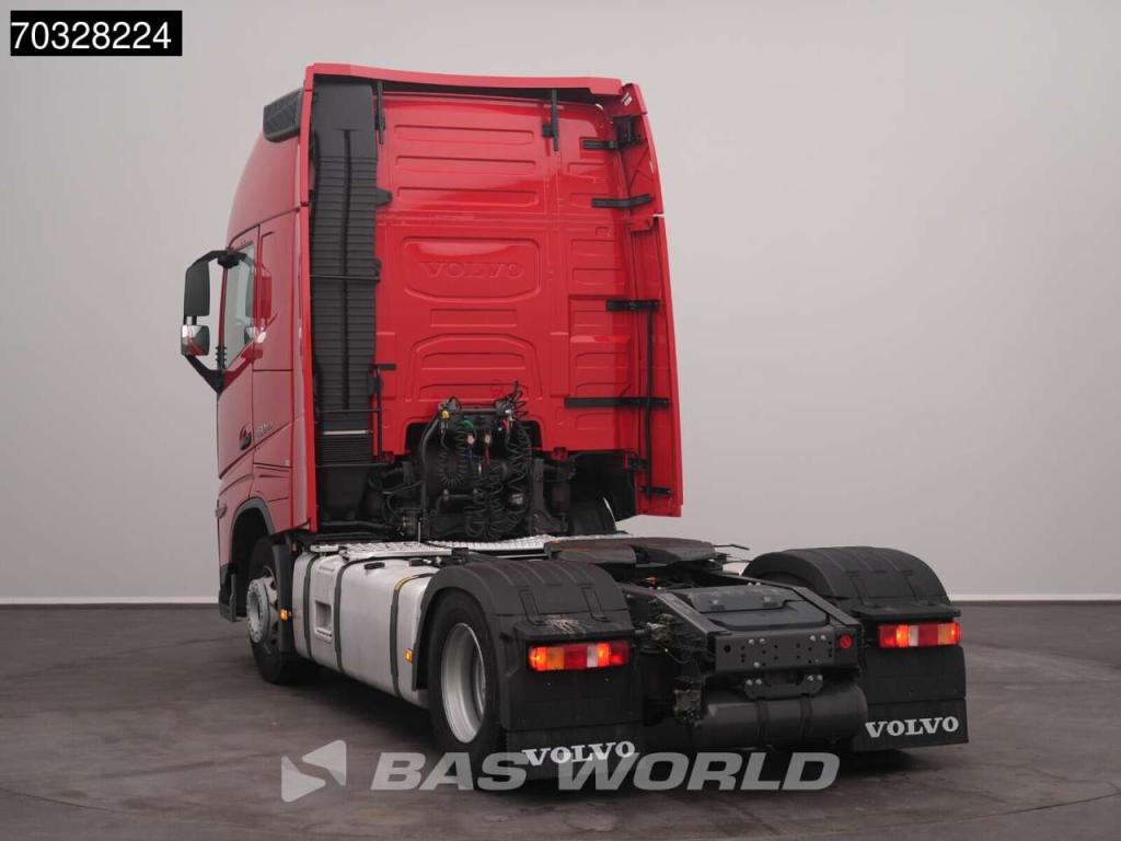 Volvo FH 460 4X2 XL 2x Tanks Navi ACC Foto 2