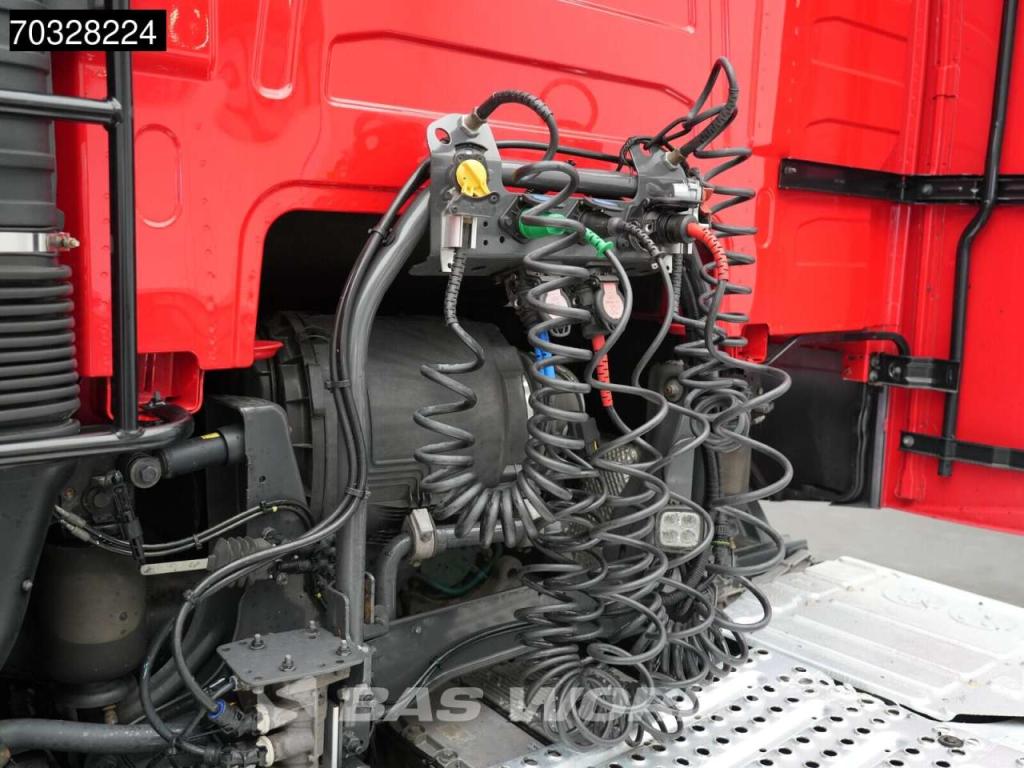 Volvo FH 460 4X2 XL 2x Tanks Navi ACC Foto 8