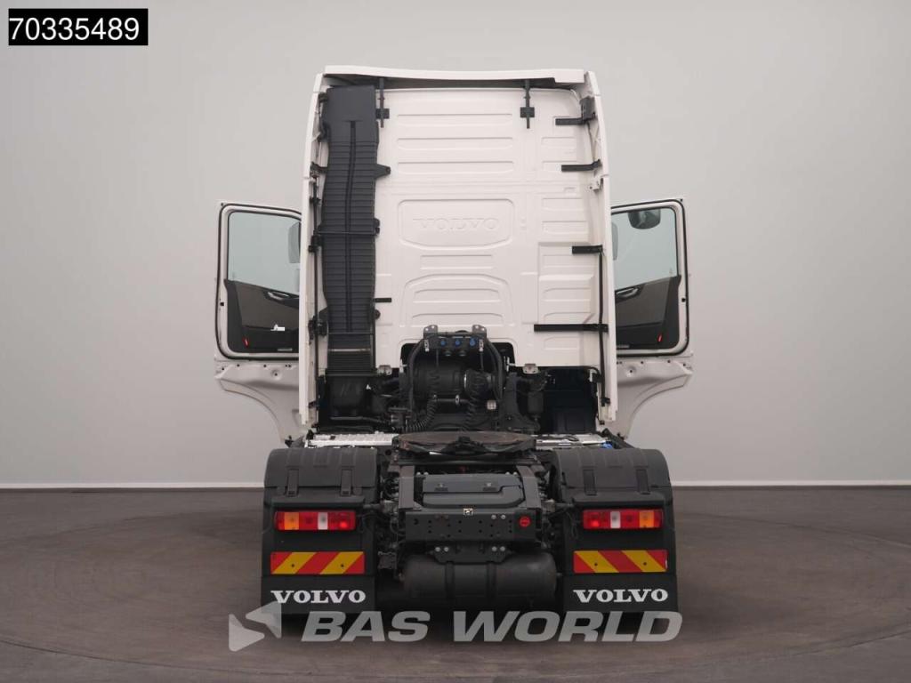 Volvo FH 500 4X2 XL 2x Tanks I-ParkCool ACC Foto 16